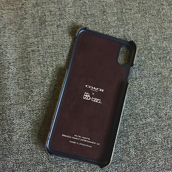 Coach Ms. Pac-Man iPhone Max Signature Canvas Case - Picture 2 of 2